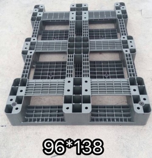 塑膠中古棧板96X138  |產品介紹|中古棧板(塑膠)